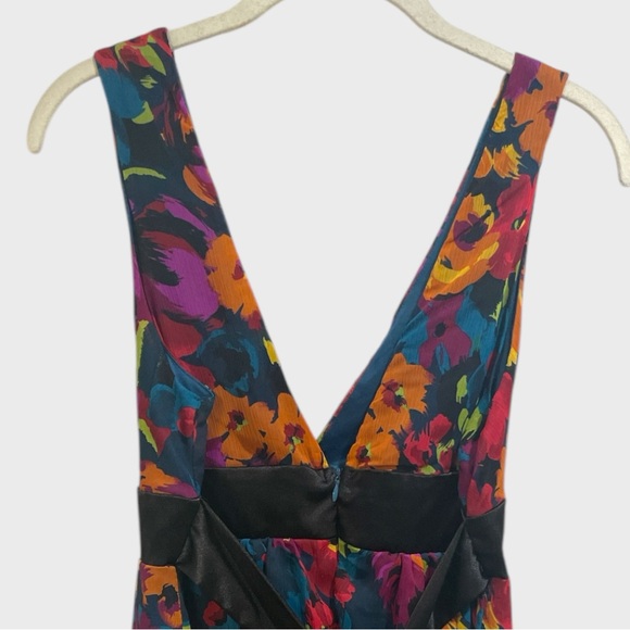 Twenty One  Deep V neck Multi color Floral Party Dress Size… - Picture 6 of 13